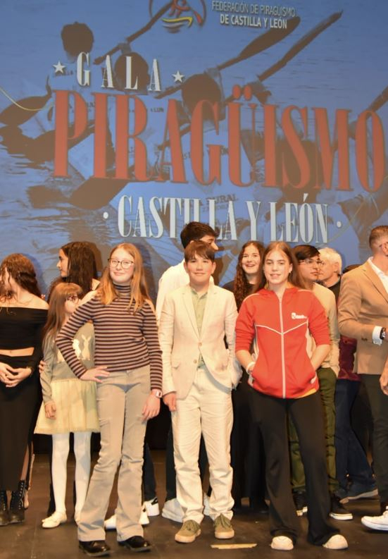 El Capitán Nemo triunfa en la Gala de Piragüismo de CyL