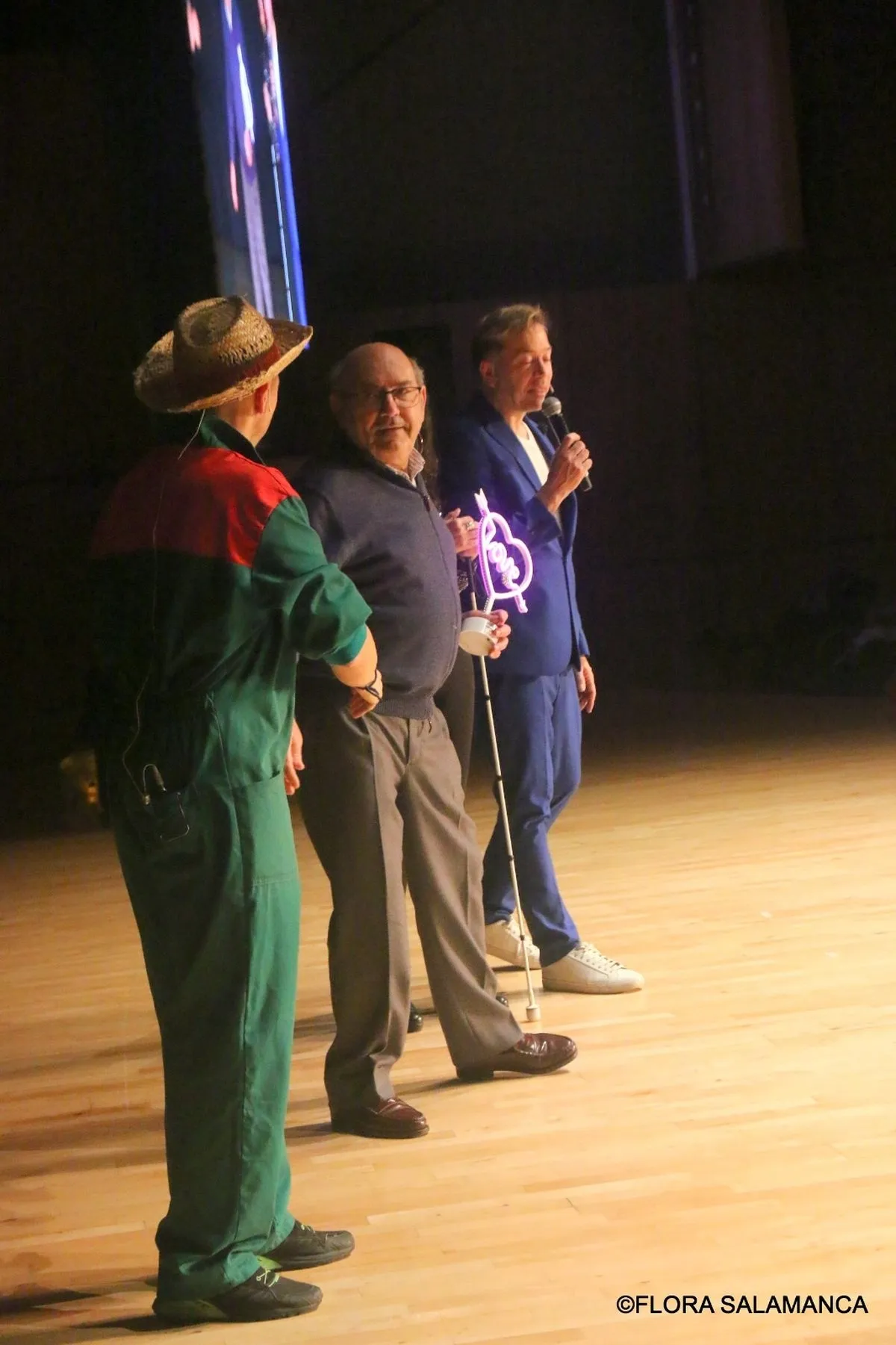 Foto 5 - FOTOS | L&iacute;rica, humor y premios: as&iacute; fue la gran fiesta de la XVII Gala del Amor y del Humor en Salamanca