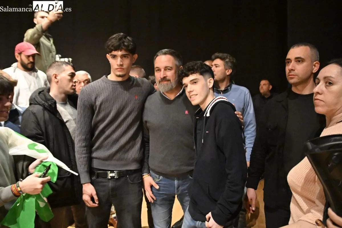 Foto 18 - FOTOS | Abascal advierte a sus fieles en Salamanca: "No basta con aplaudir, hay que convencer"