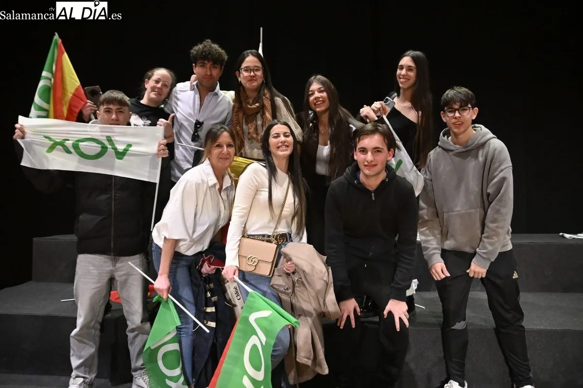 Foto 15 - FOTOS | Abascal advierte a sus fieles en Salamanca: "No basta con aplaudir, hay que convencer"