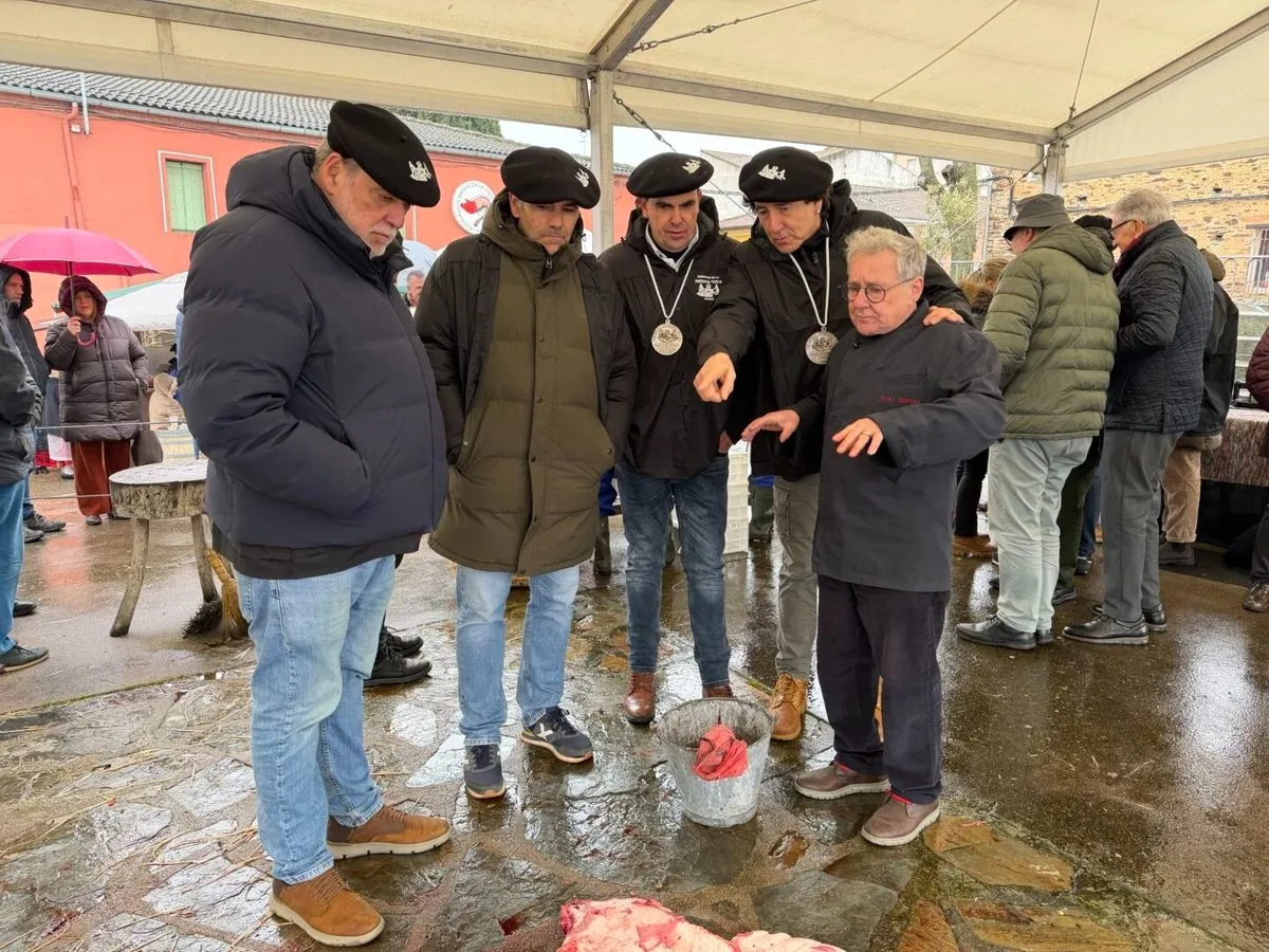 Foto 4 - Guijuelo arranca su XL Matanza T&iacute;pica con la primera jornada dedicada al gremio chacinero (Fotos) 