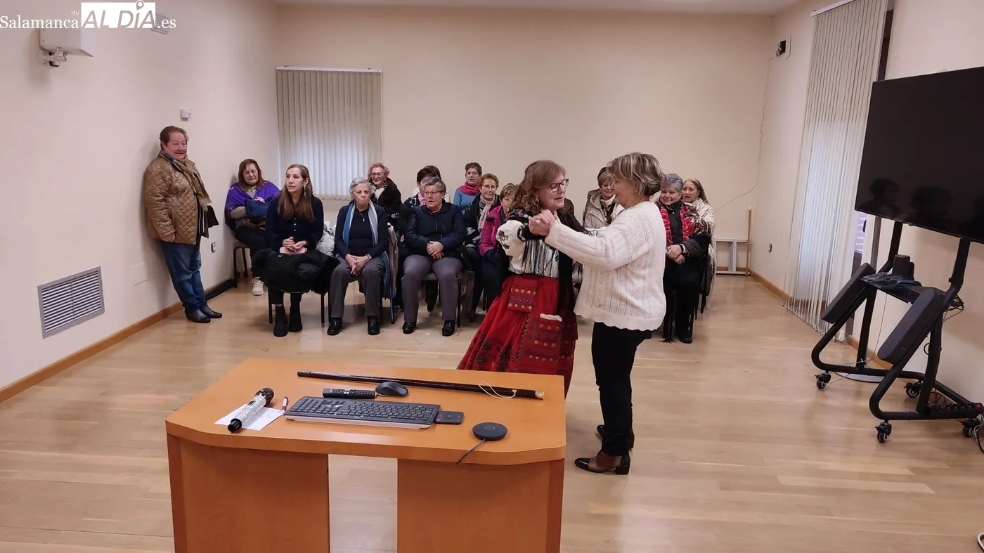 Celebración de las águedas en Villarino de los Aires / CORRAL