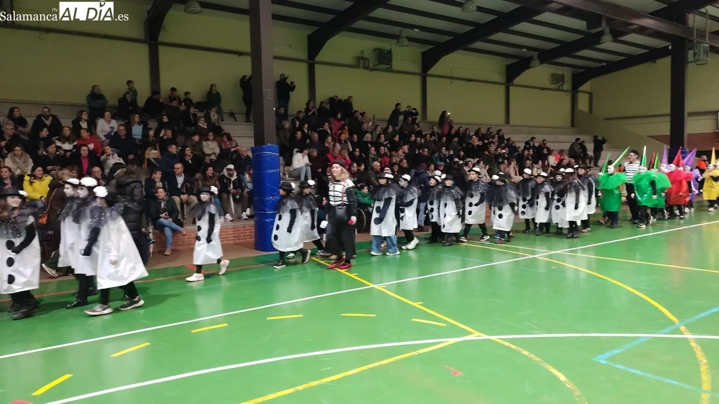 Desfile de Carnaval del CEIP Manuel Moreno Blanco de Vitigudino / CORRAL