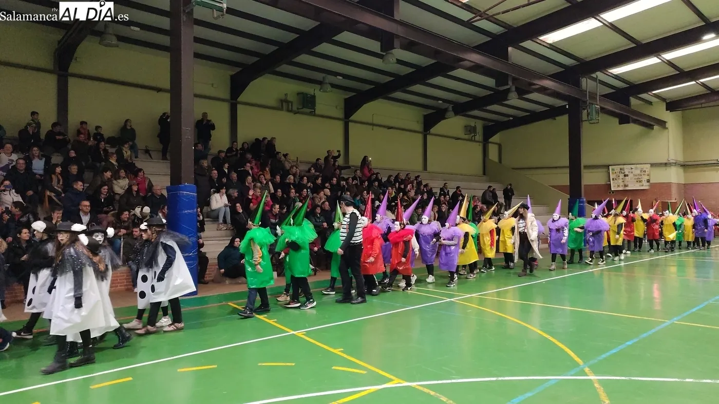 Desfile de Carnaval del CEIP Manuel Moreno Blanco de Vitigudino / CORRAL
