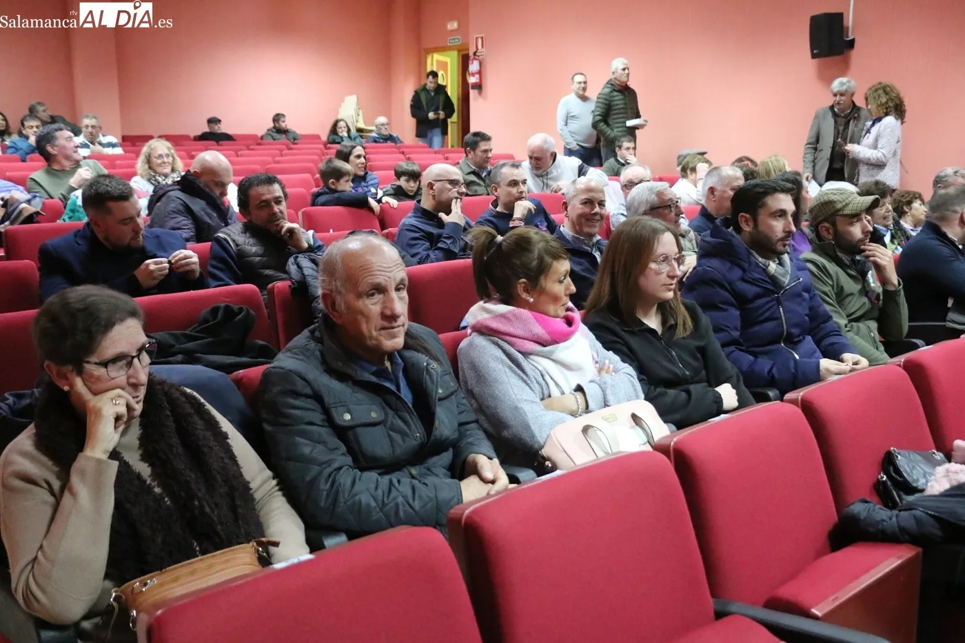 Entrega de los premios taurino de las Fiestas del Toro 2025' de Aldeadávila / CORRAL