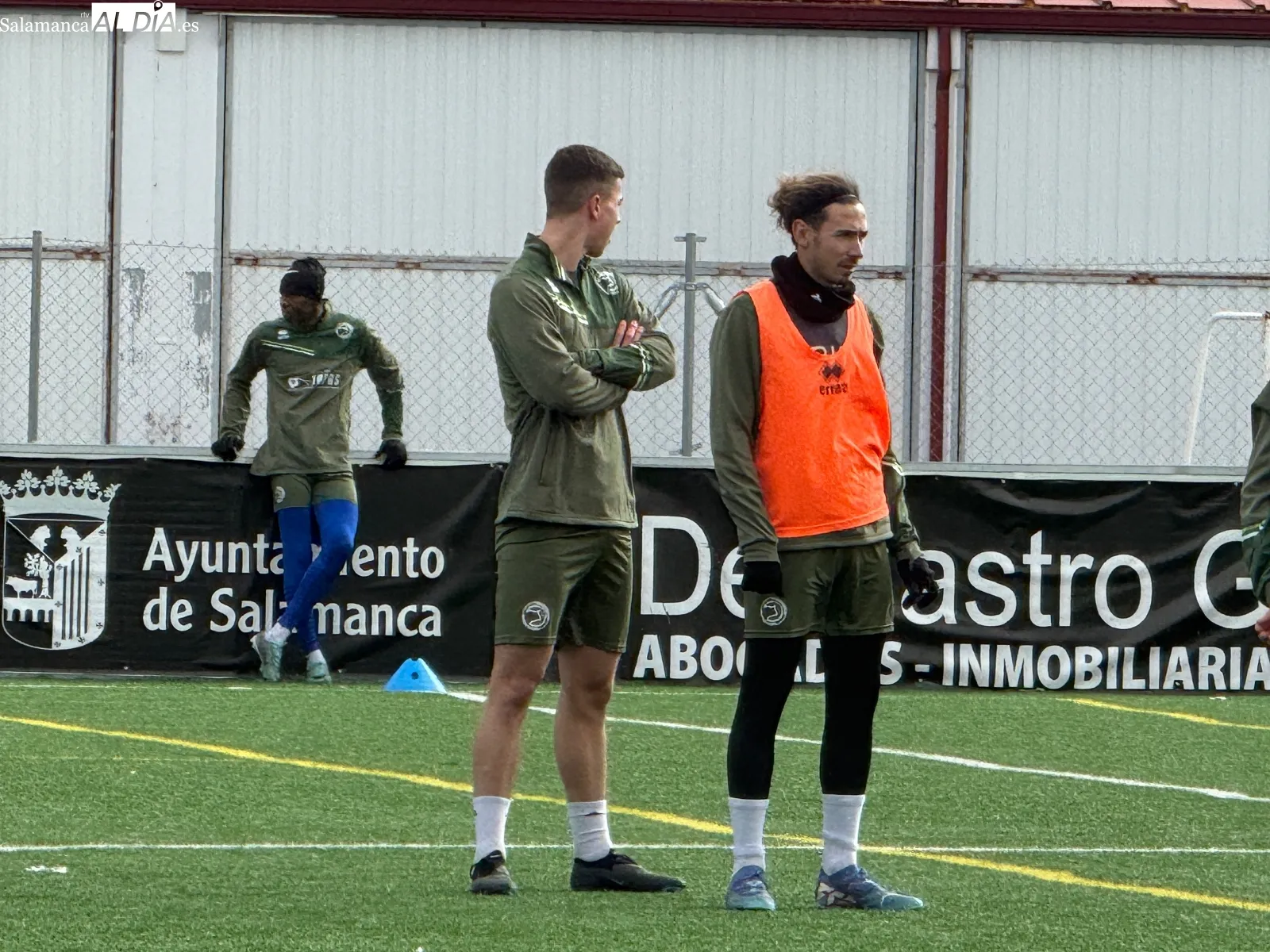 Foto 4 - FOTOS | Juan Artola y Abde Saidi se suman a los entrenamientos, que cuentan con seis bajas, de Unionistas y ya no queda nadie por llegar