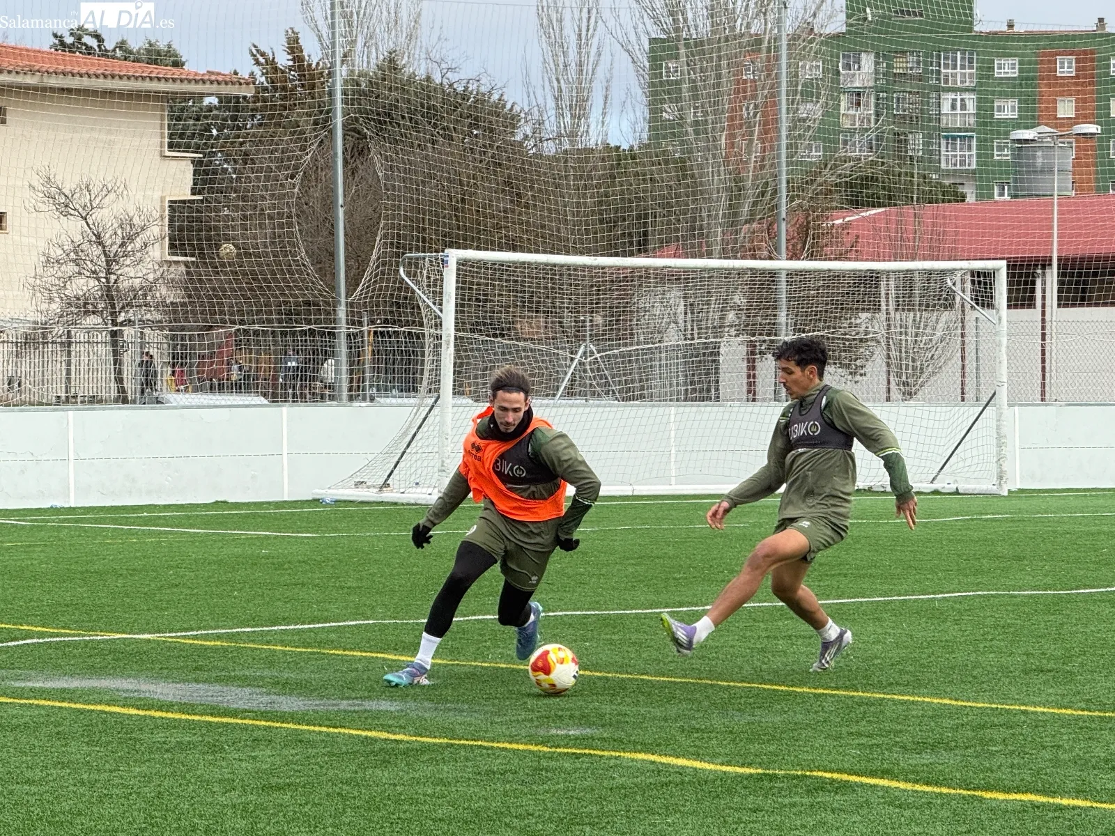 Foto 7 - FOTOS | Juan Artola y Abde Saidi se suman a los entrenamientos, que cuentan con seis bajas, de Unionistas y ya no queda nadie por llegar