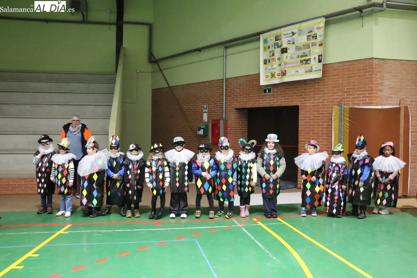 Desfile de Carnaval del CEIP Manuel Moreno Blanco de Vitigudino / CORRAL