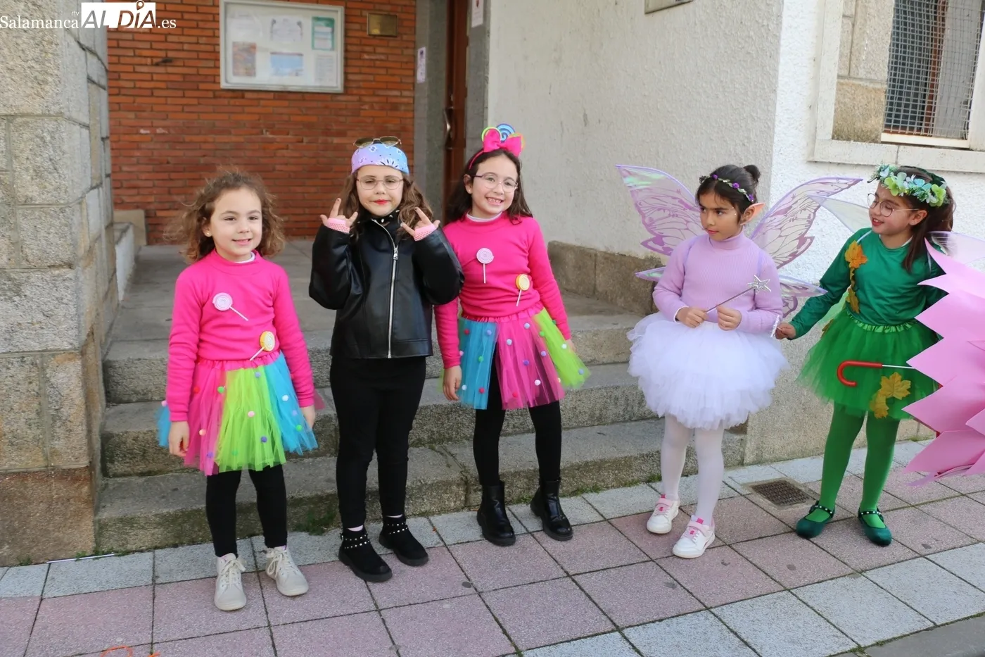 Desfile de Martes de Carnaval en Lumbrales / CORRAL 