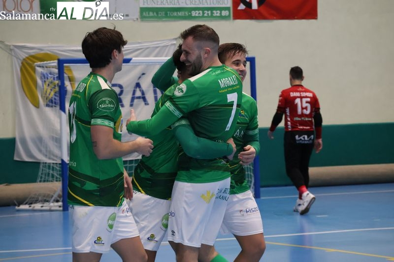 El Piensos Durán Albense se examina en casa ante el líder