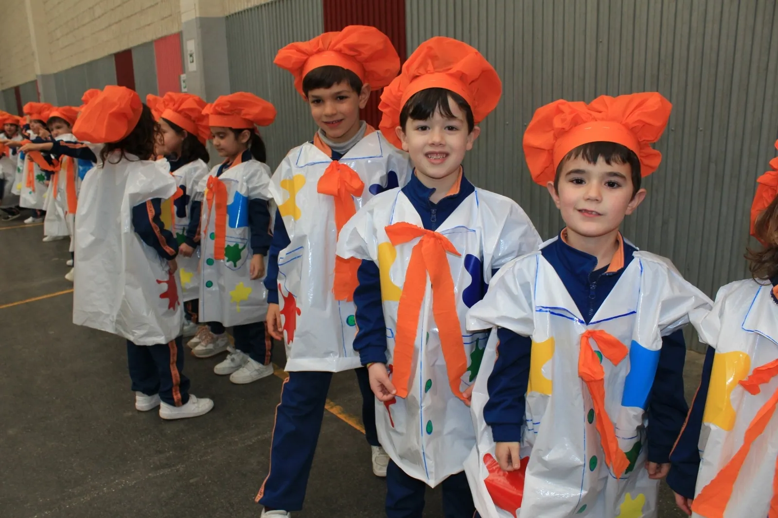 Foto 11 - El Colegio Calasanz transforma su Carnaval en una galer&iacute;a de arte con 'Peque&ntilde;os Grandes Pintores' (Fotos) 