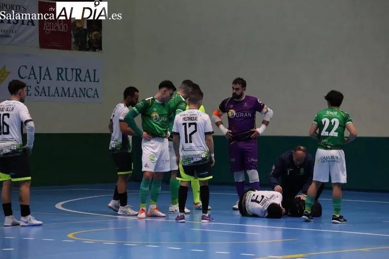 Foto 9 - FOTOS | El Piensos Dur&aacute;n Albense sufre pero suma un triunfo vital ante Guardo (5-4)
