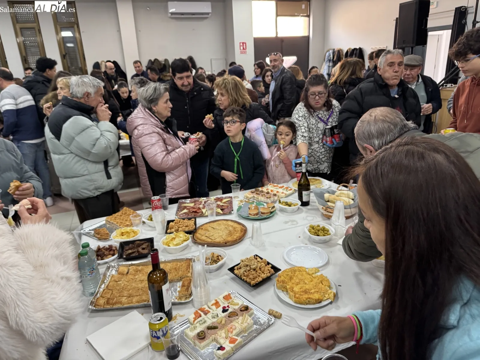 Foto 2 - Devoci&oacute;n y tradici&oacute;n se imponen al fr&iacute;o en el d&iacute;a grande de San Blas en Babilafuente
