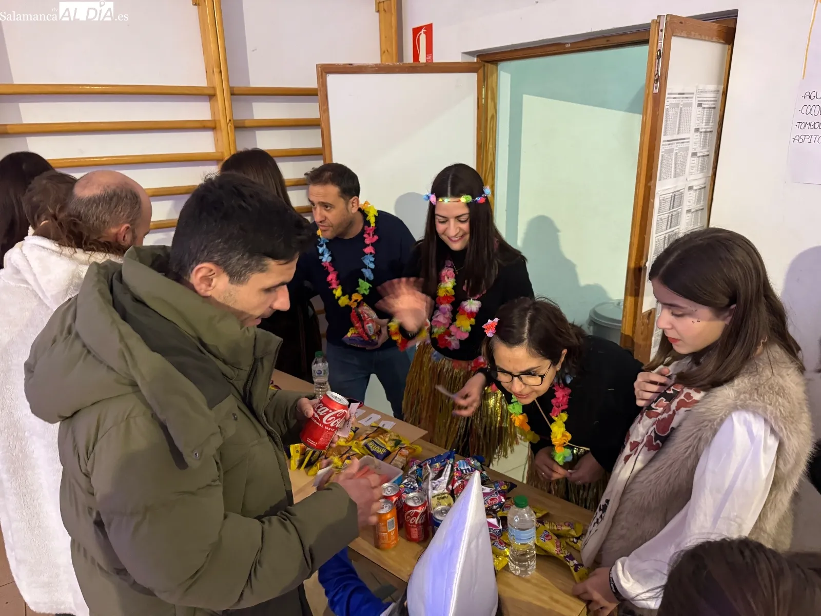 Foto 5 - Multitudinario y colorido Festival de Carnaval Vicenciano en el Colegio La Encarnaci&oacute;n