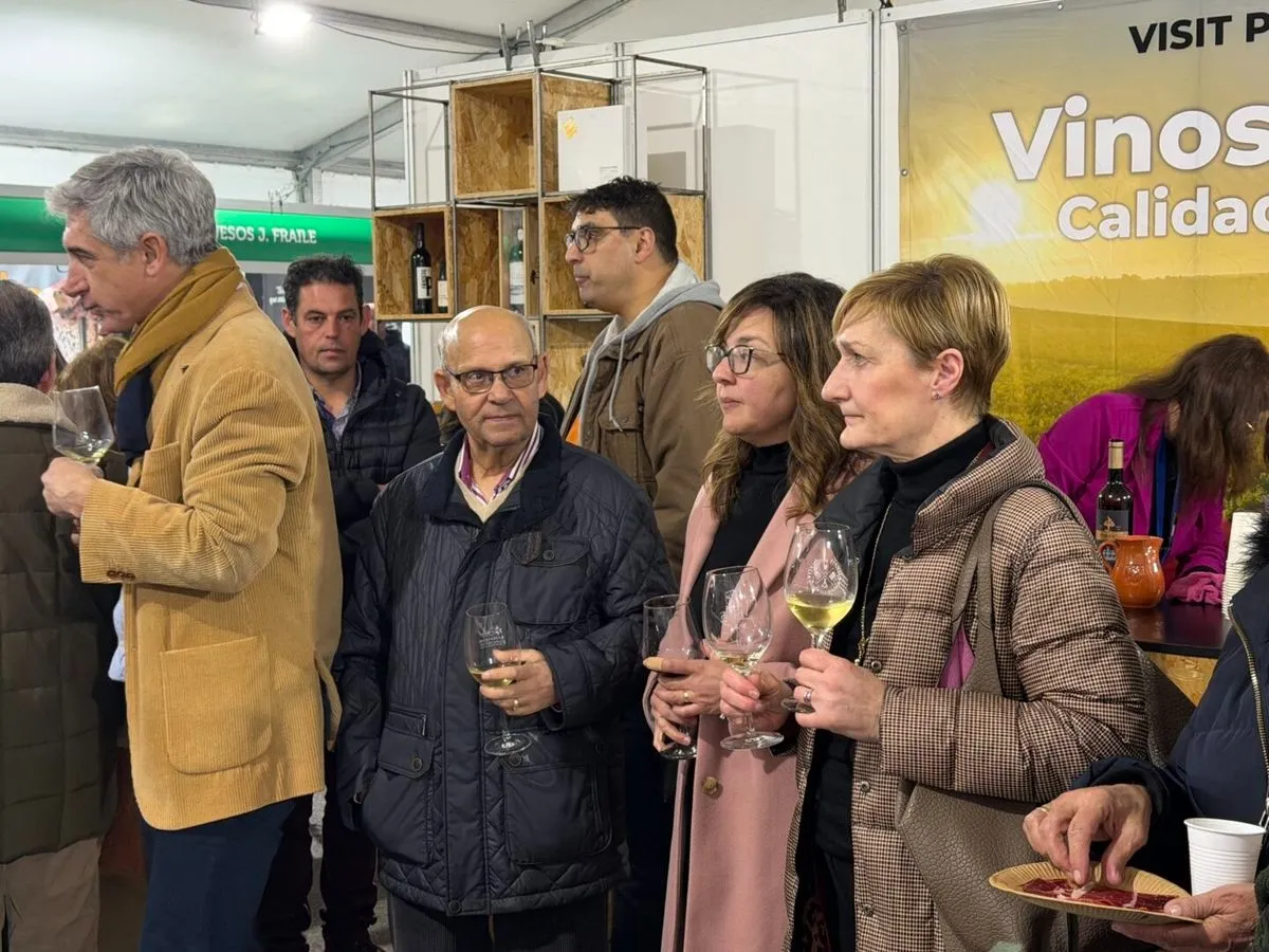 Foto 11 - Guijuelo inaugura la VIII Feria Gastron&oacute;mica con sabor portugu&eacute;s y premios a la cocina local (Fotos)