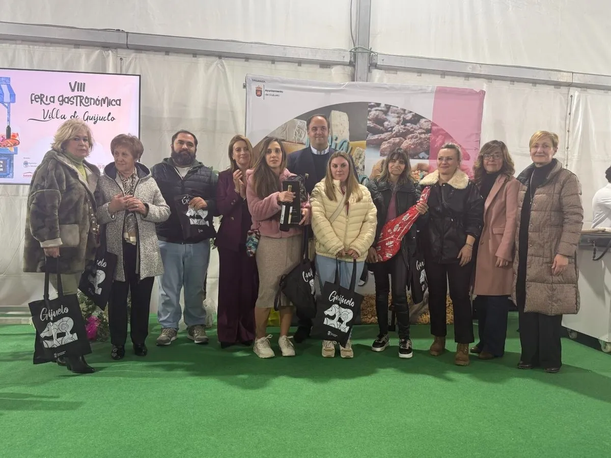 Foto 2 - Guijuelo inaugura la VIII Feria Gastron&oacute;mica con sabor portugu&eacute;s y premios a la cocina local (Fotos)