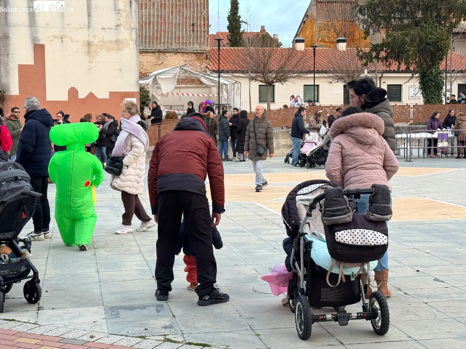 Fiesta infantil de carnaval en el parque La Huerta