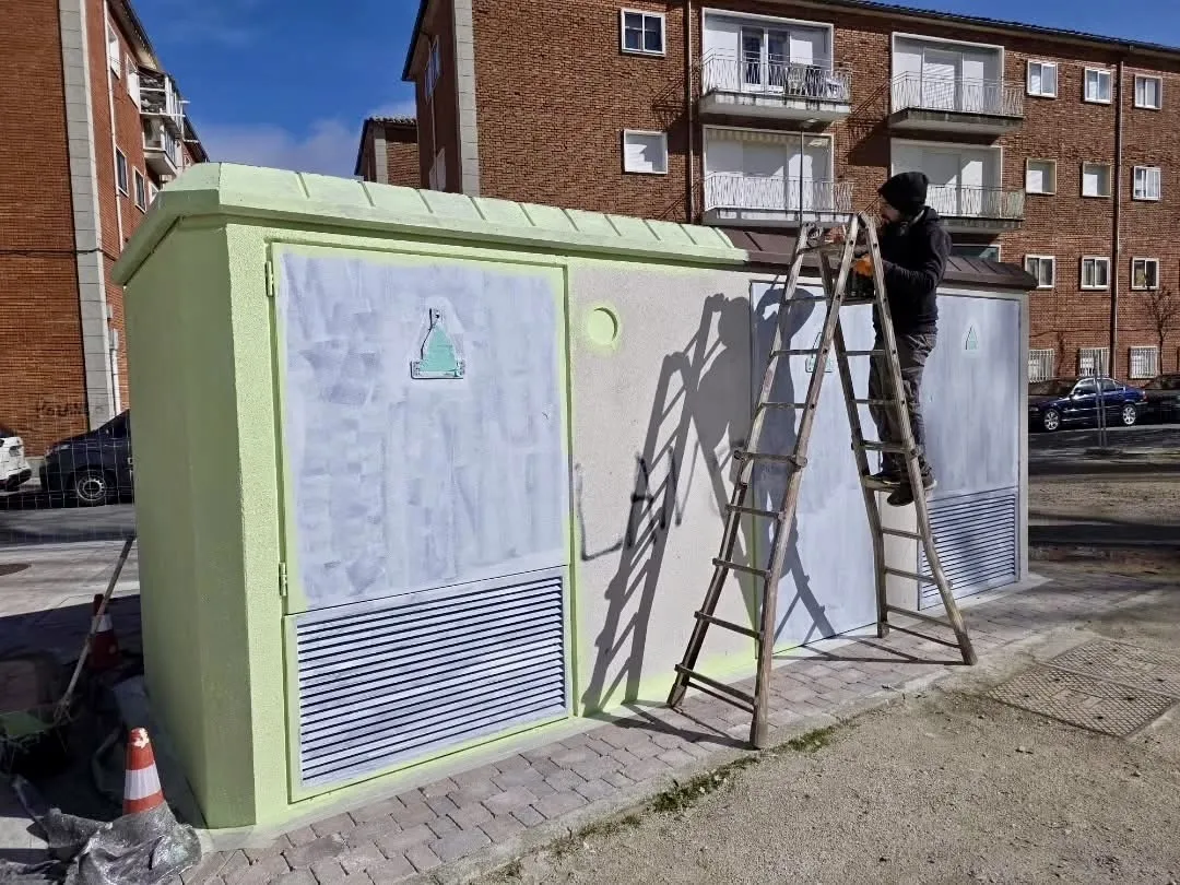 En fase de creación el mural de Daniel Martín en el centro eléctrico en el parque Los Jardines