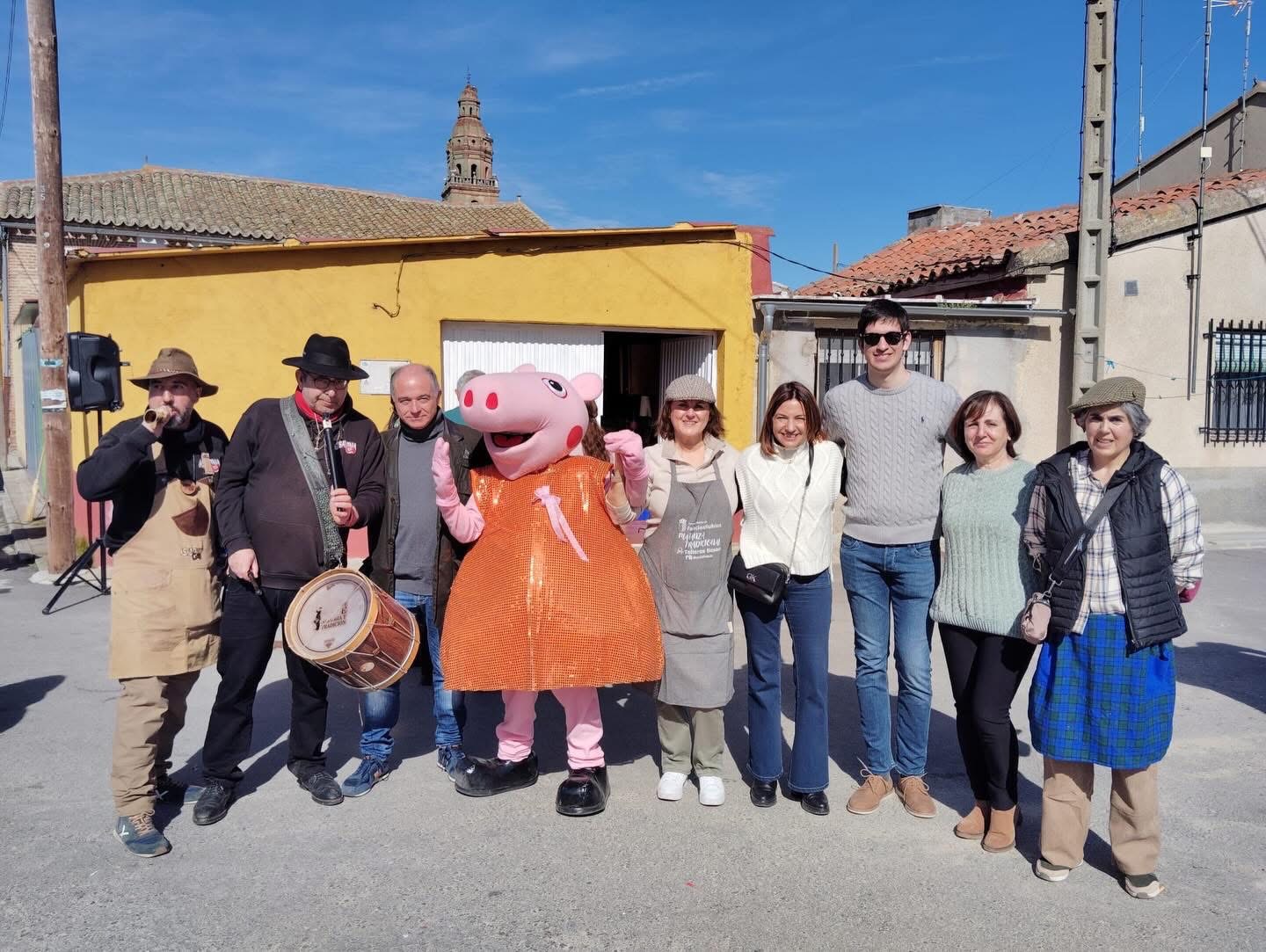 Tradición, sabor y gran ambiente en Palaciosrubios con la celebración de la Matanza Tradicional
