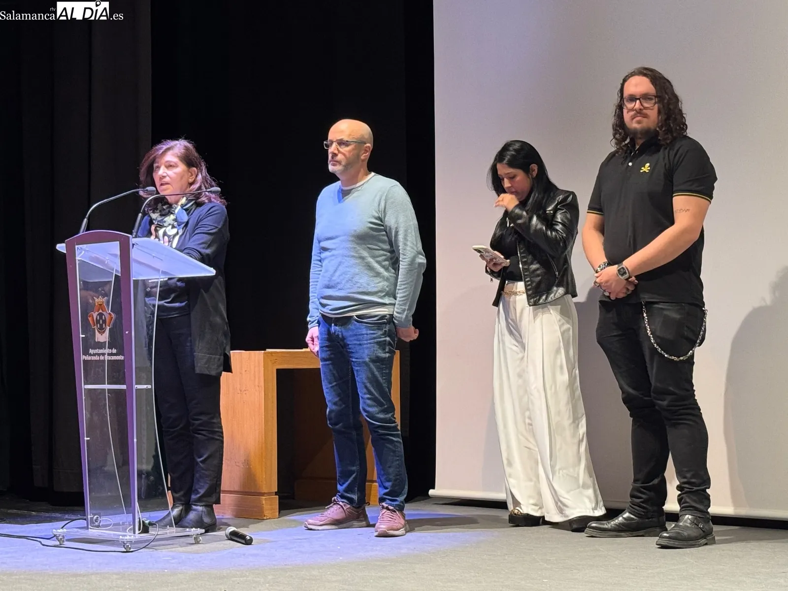 Foto 7 - Emotivo final para los programas de empleo sociosanitario y alba&ntilde;iler&iacute;a en pladur: &ldquo;hab&eacute;is puesto coraz&oacute;n, el resultado ha sido impecable&rdquo;