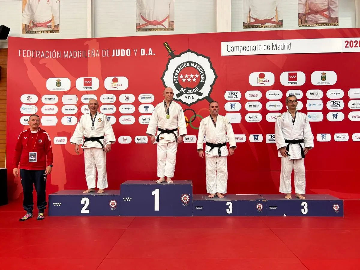 Dos medallas de plata para judokas salmantinos en la Supercopa de España de Veteranos