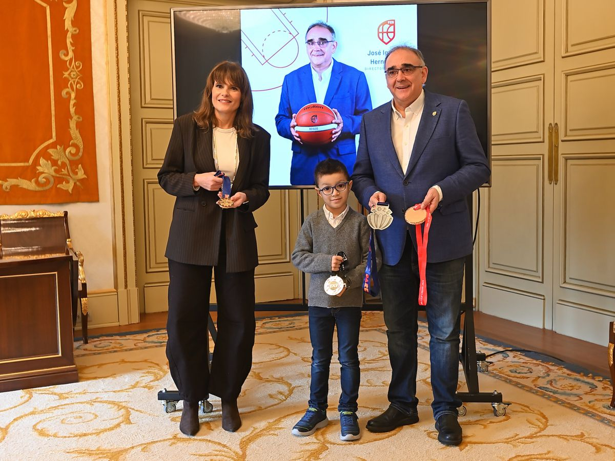 Salamanca reconoce al entrenador José Ignacio Hernández como embajador de los valores del deporte