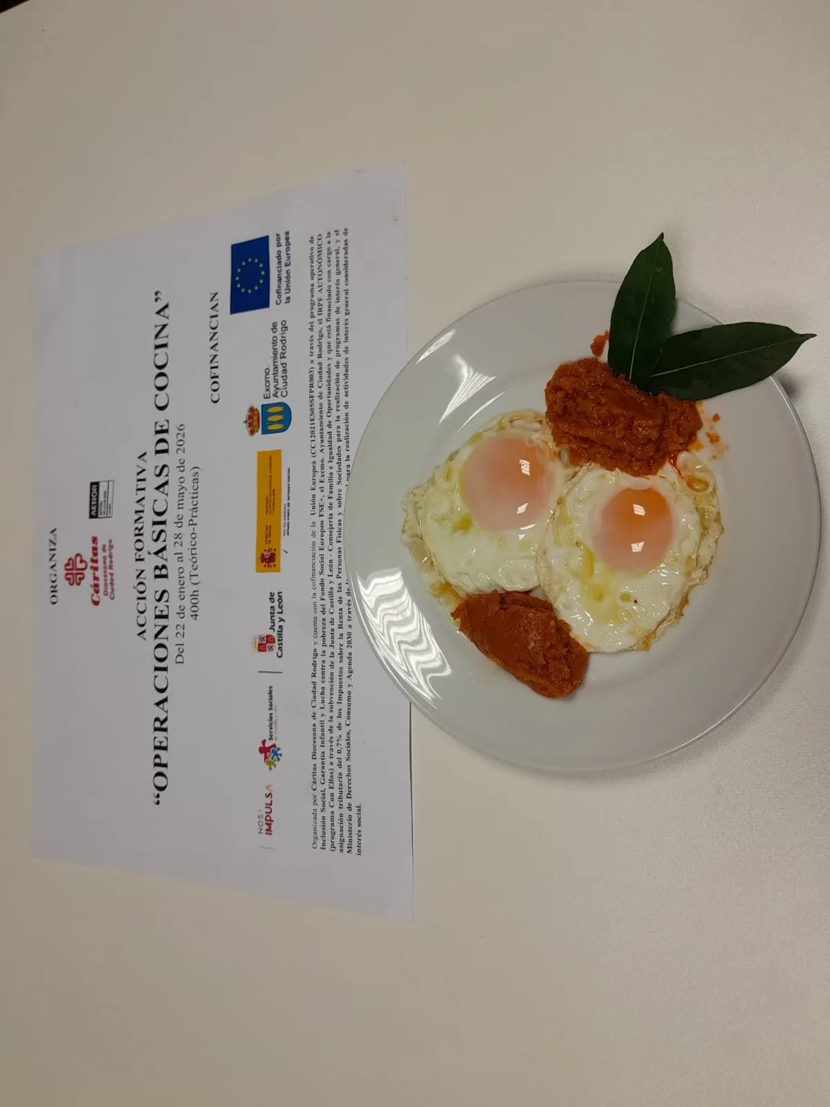 Foto 3 - Huevos con farinato y rabo de toro: el men&uacute; de Carnaval del curso de cocina de C&aacute;ritas