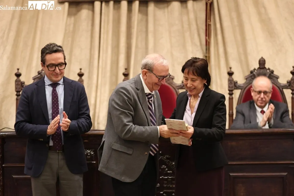 Homenaje de la USAL a los 61 profesores e investigadores que se jubilan este curso. Foto de David Sañudo