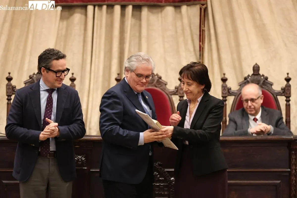 Homenaje de la USAL a los 61 profesores e investigadores que se jubilan este curso. Foto de David Sañudo
