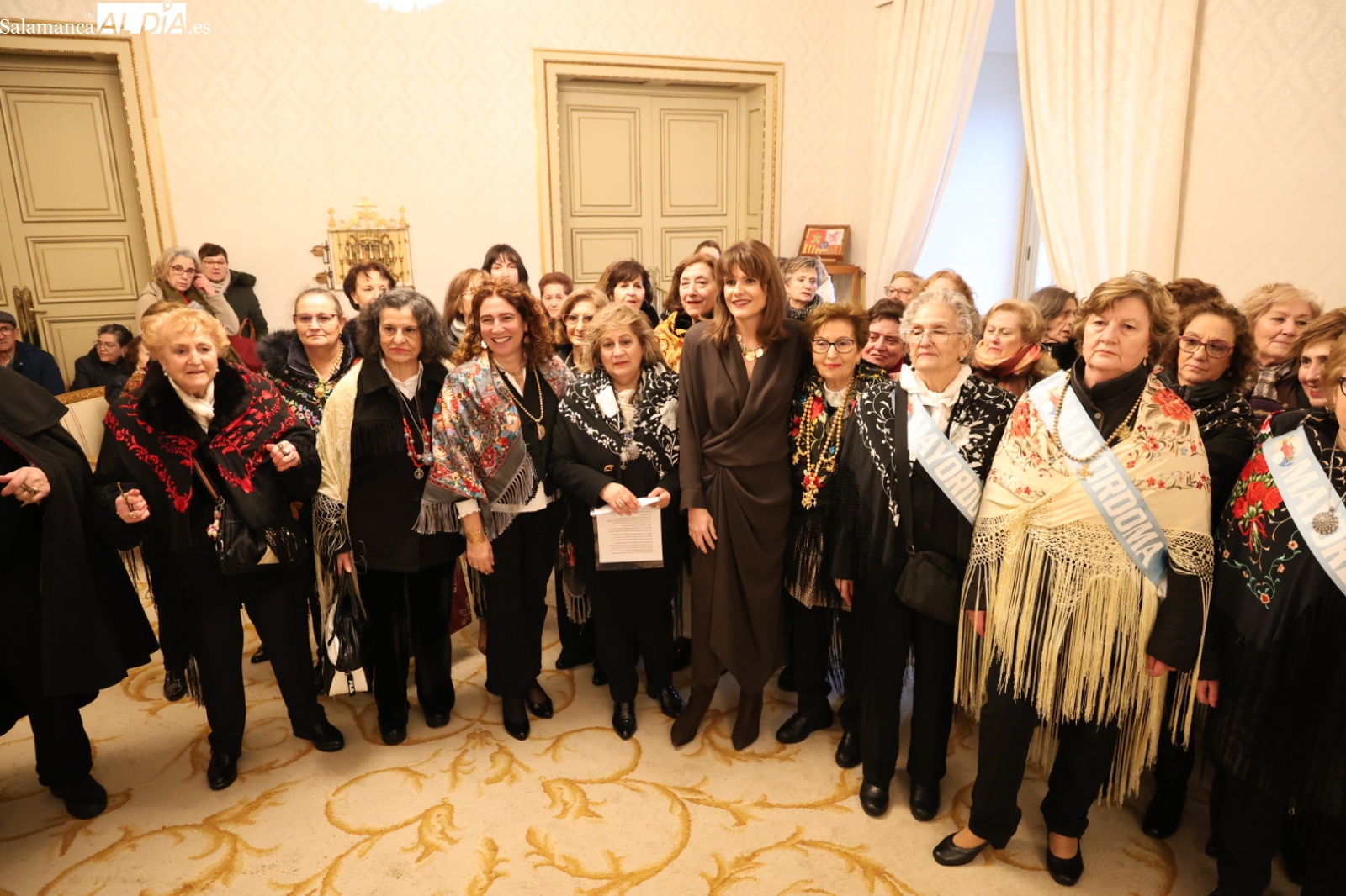 VÍDEO Y FOTOS | Santa Águeda en Salamanca: las mujeres toman el mando