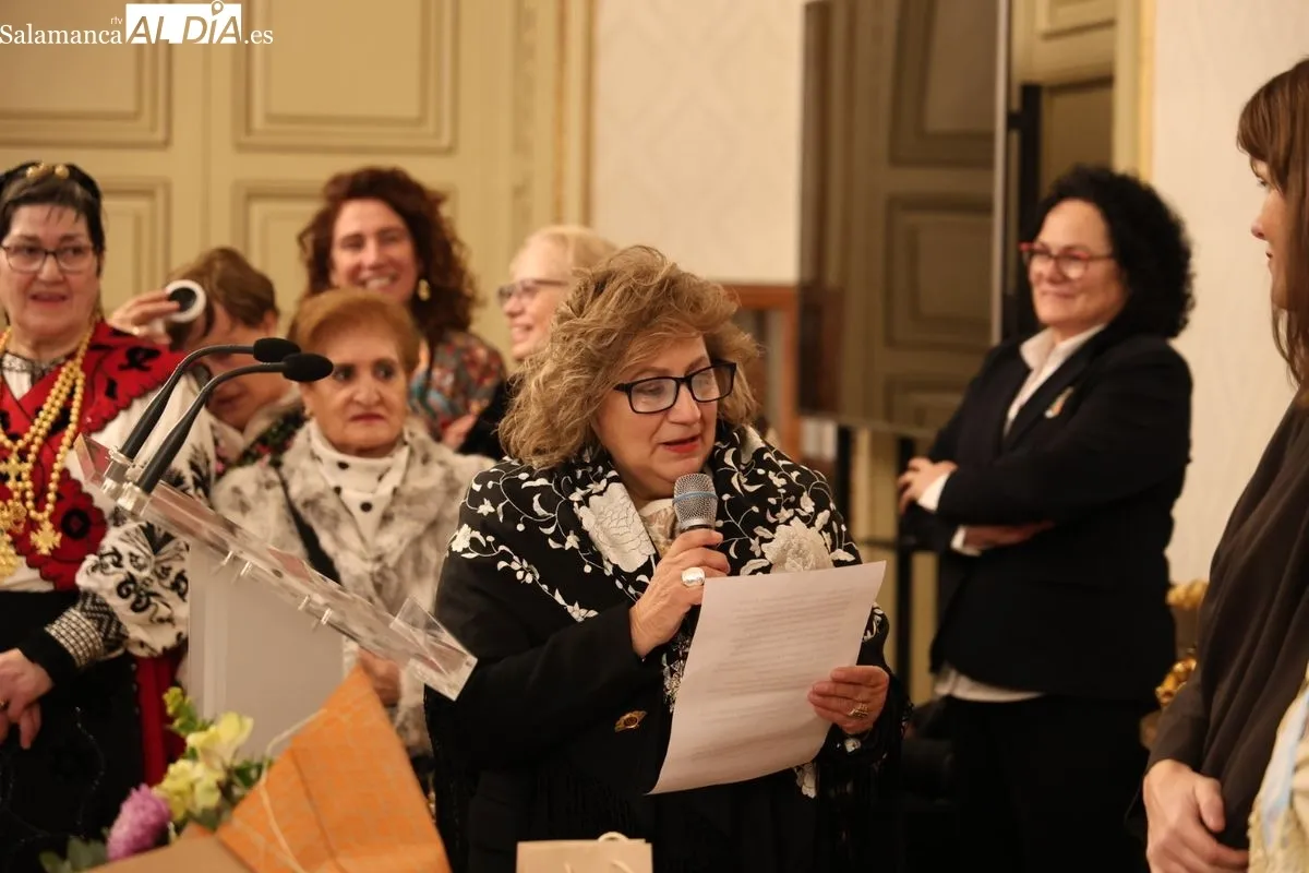 Salamanca cede el bastón de mando a las mujeres por la festividad de Santa Águeda | FOTOS: David Sañudo 
