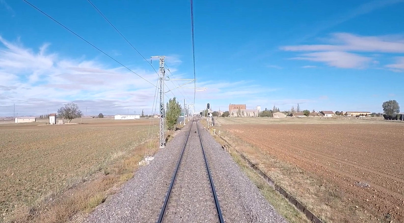 UPL pide vallar la vía Salamanca-Medina para reducir 20 minutos el viaje a Madrid