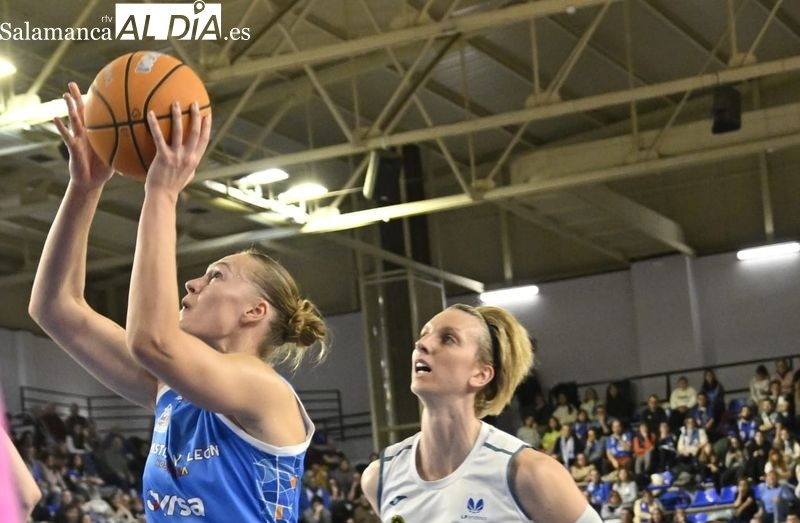 VÍDEO | El calvario de Magarity tras 421 días sin jugar y volver a hacerlo con el Perfumerías Avenida: Estaba devastada