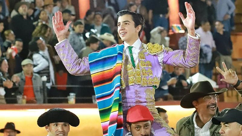 Marco Pérez corta dos orejas en su triunfo en Tlaxcala