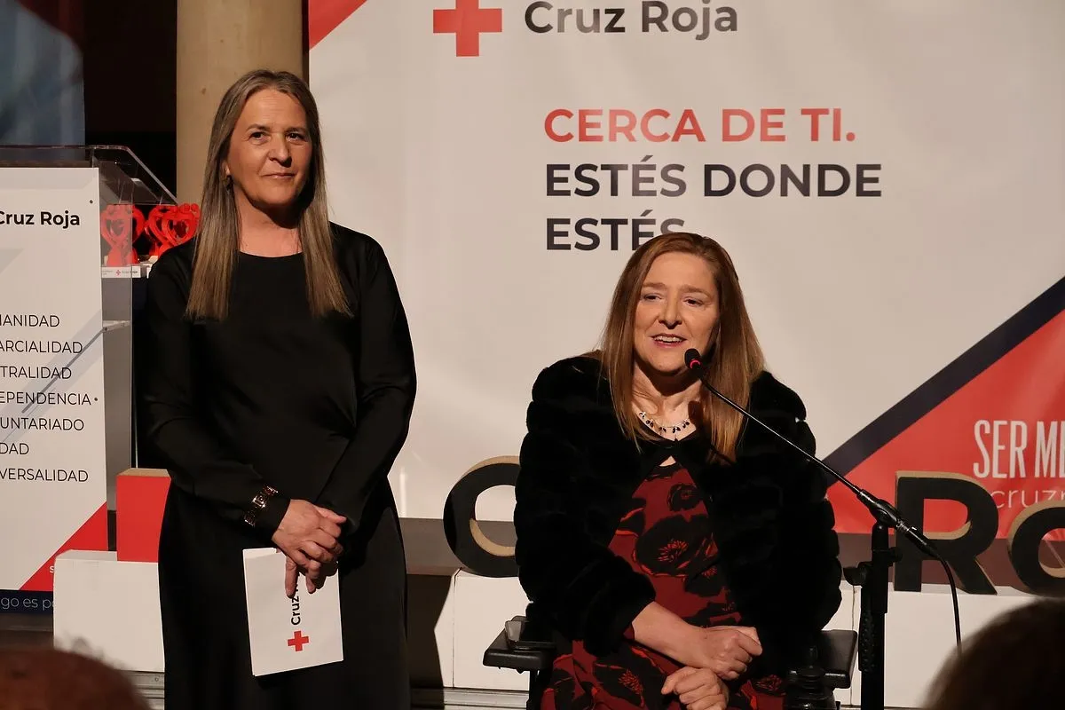 Foto 3 - Cruz Roja premia a los alumnos de Ciudad Rodrigo que ayudaron tras la DANA en Valencia