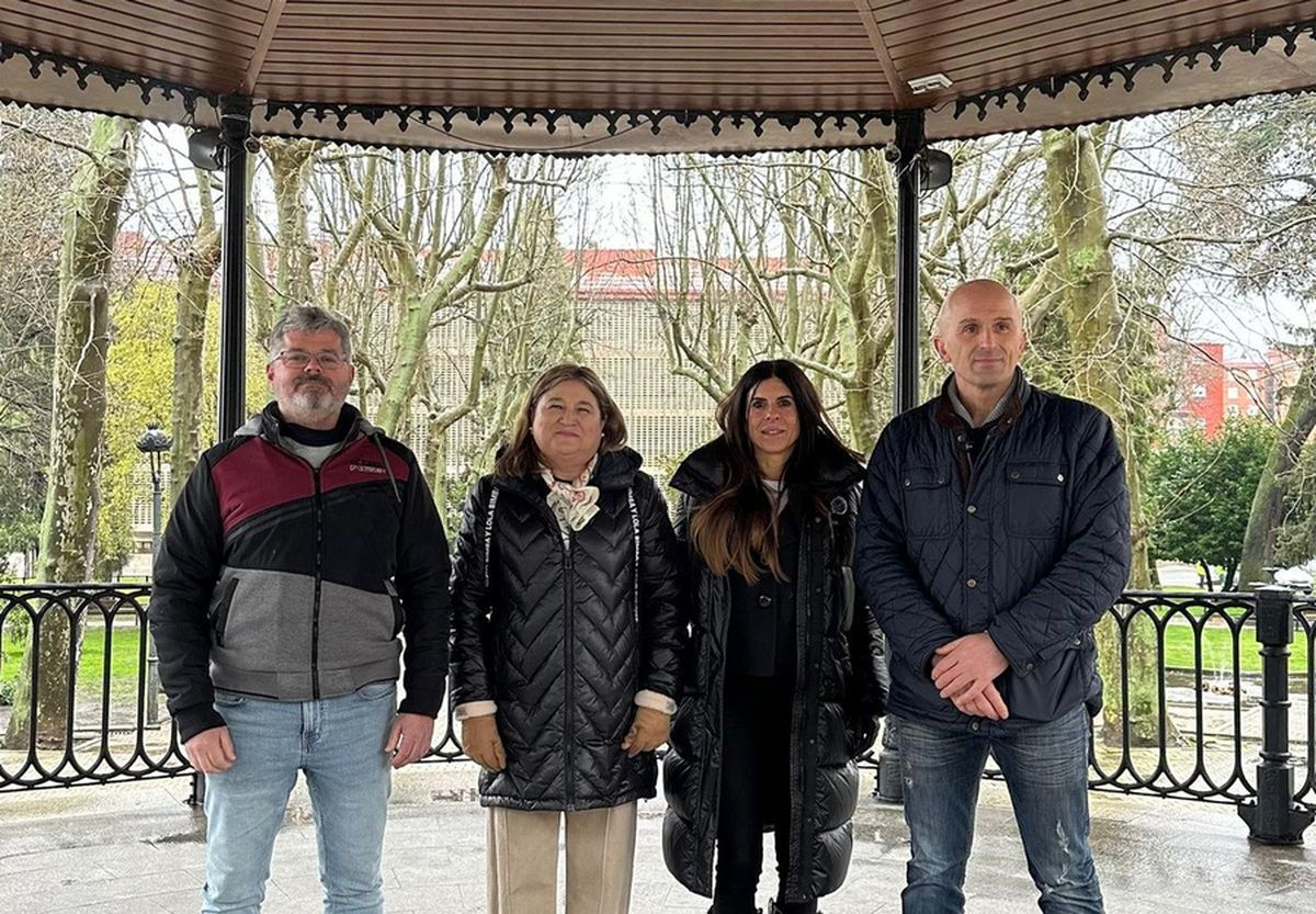 Chabela de la Torre lleva a Béjar las novedosas propuestas de Nueve Castilla y León para revitalizar la comarca