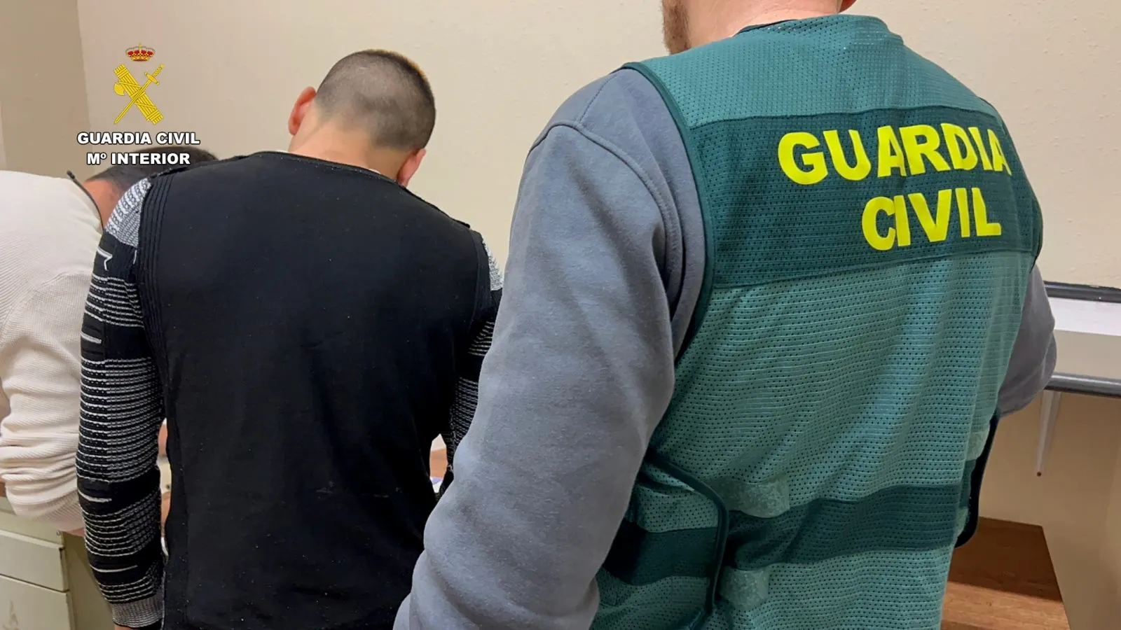 Foto 3 - La Guardia Civil desarticula un grupo de estafadores online con v&iacute;ctimas en Salamanca