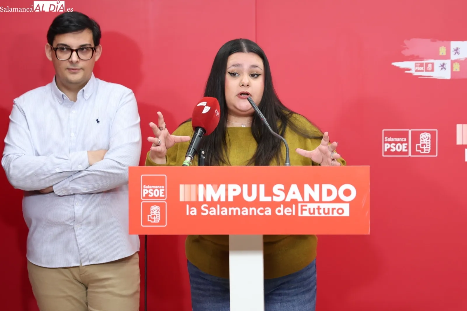 Fran Díaz, Claudia Martín y Kevin Pérez, del PSOE Salamanca | Fotos: David Sañudo