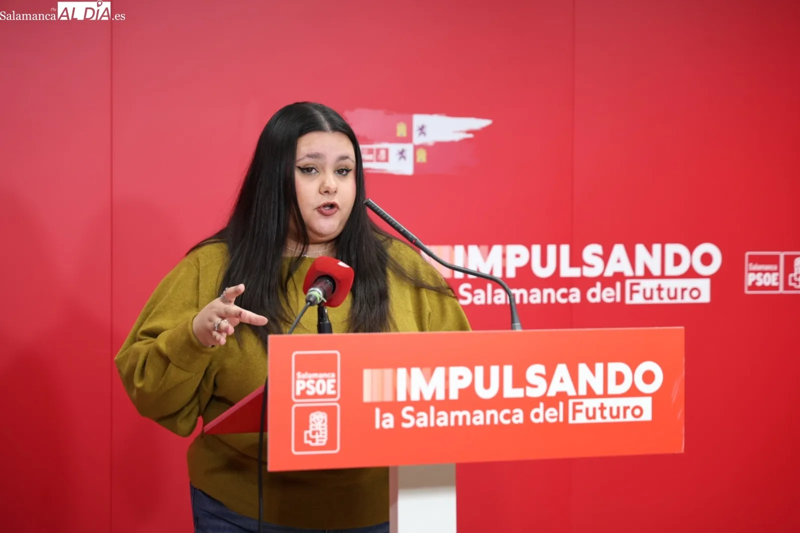 Fran Díaz, Claudia Martín y Kevin Pérez, del PSOE Salamanca | Fotos: David Sañudo