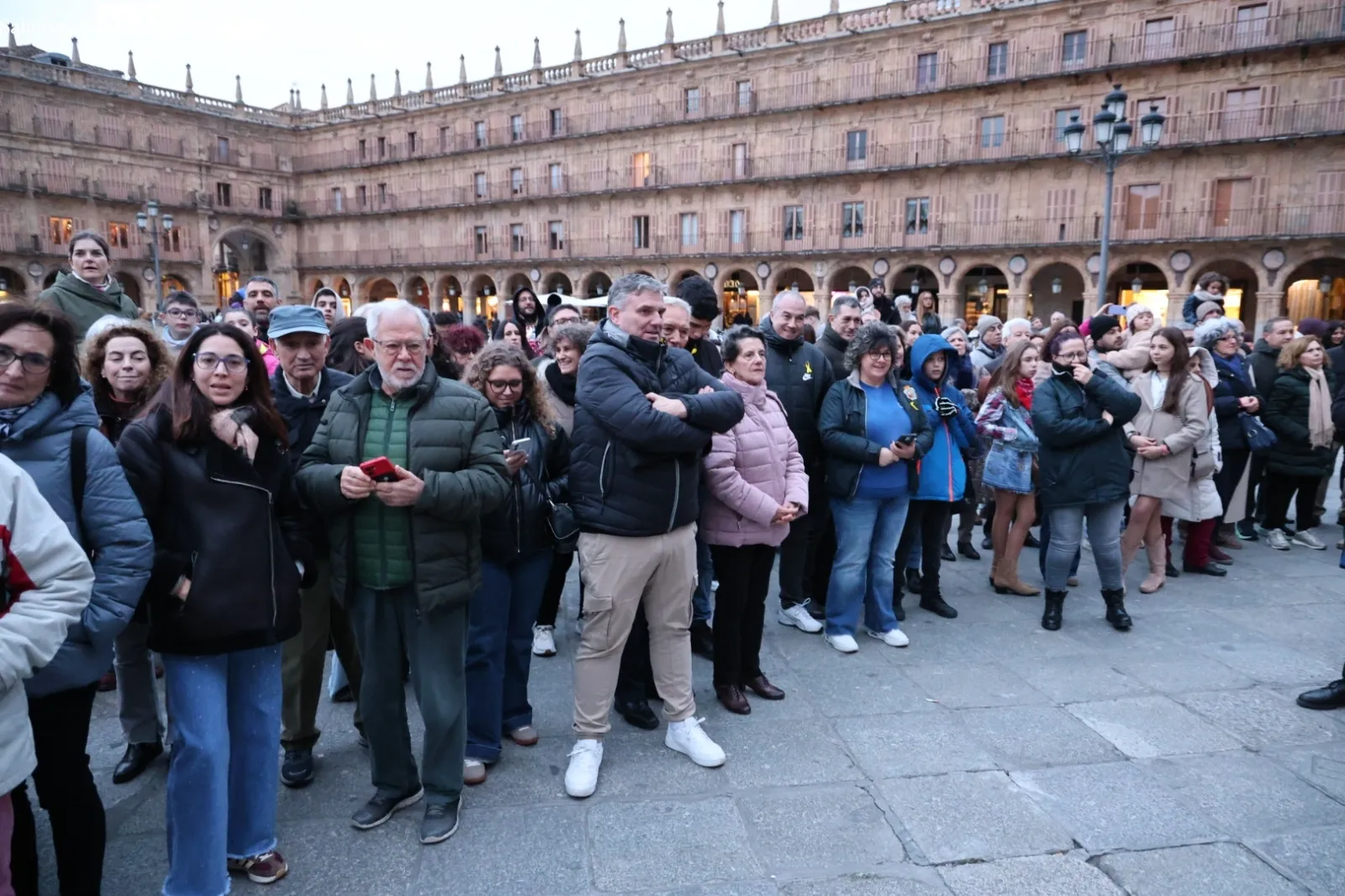 Emotiva suelta de globos y reivindicación de Pyfano en el corazón de Salamanca | Fotos: David Sañudo