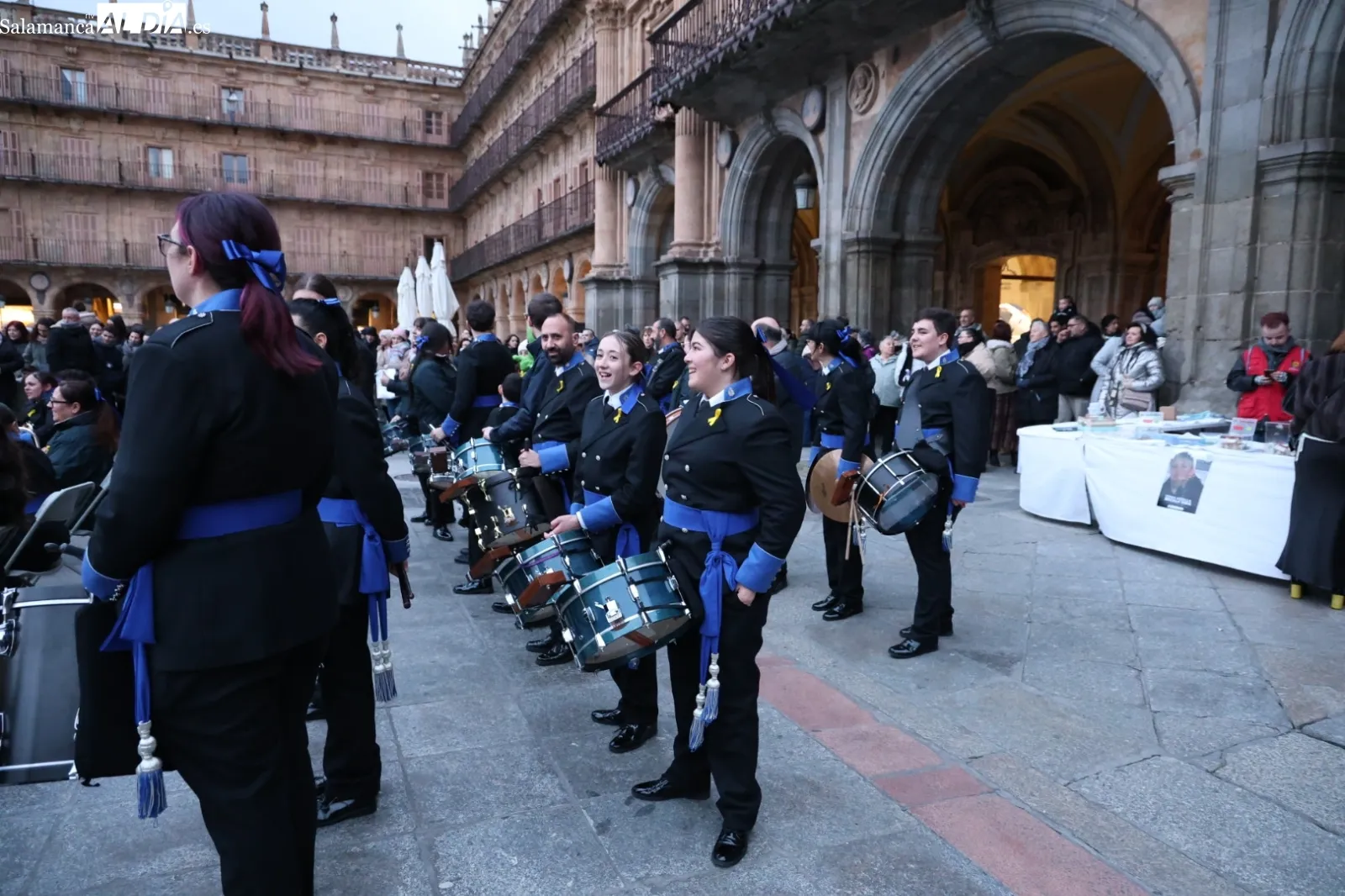 Emotiva suelta de globos y reivindicación de Pyfano en el corazón de Salamanca | Fotos: David Sañudo