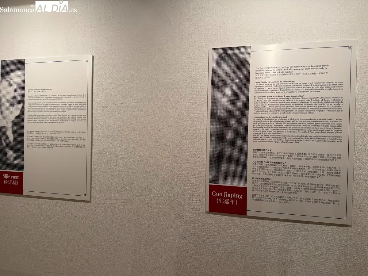 El Palacio de Garcigrande inaugura la muestra 'Corazón entre espejos', que reúne la obra del histórico fotógrafo chino Guo Xiqí y su bisnieta Ruan Sijie. Foto V. M.