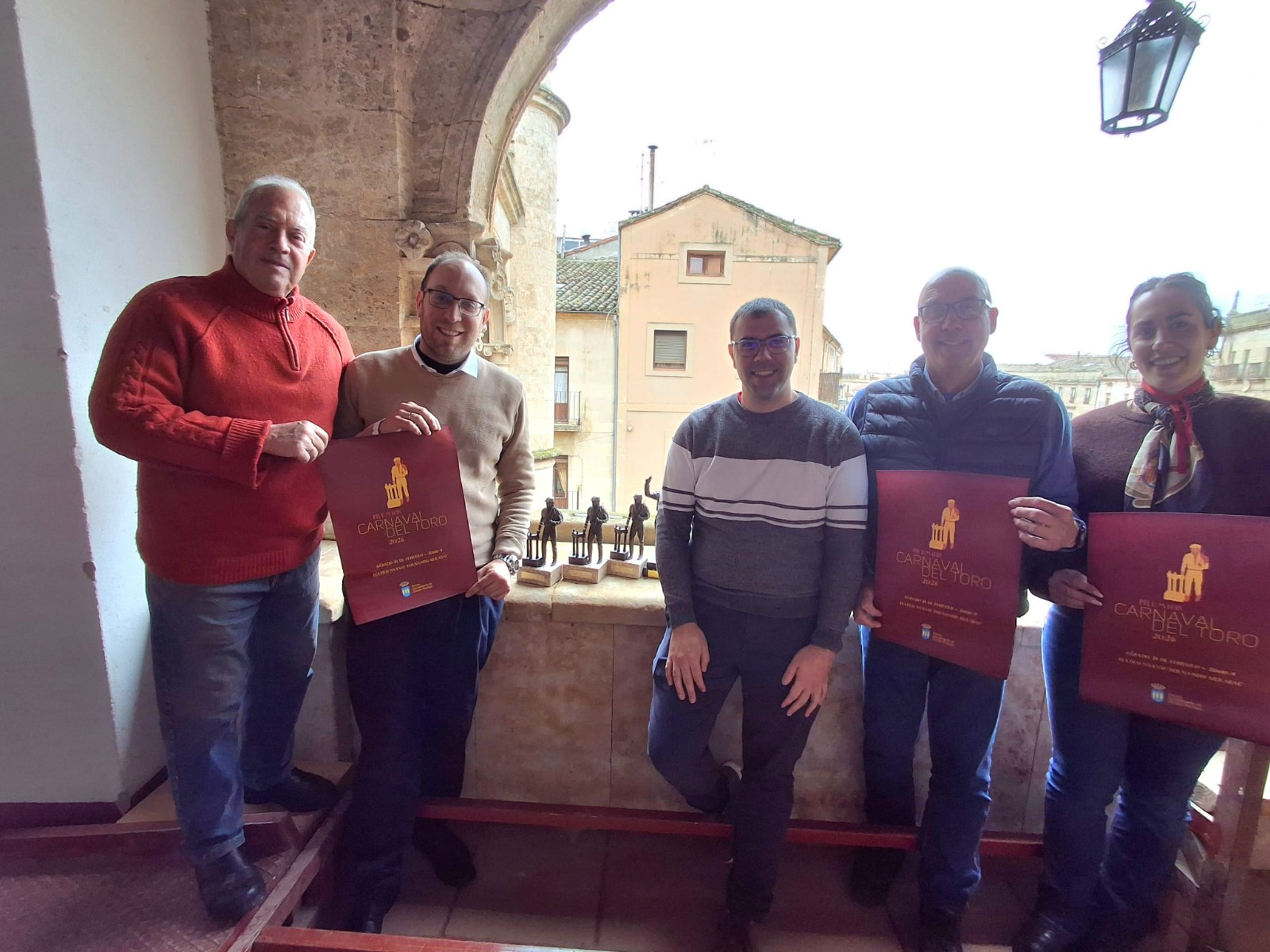 El Ayuntamiento presenta el cartel de los Premios Carnaval del Toro 2026