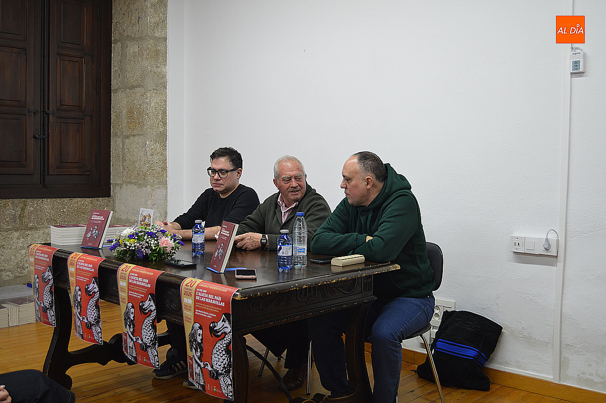 La presentación en la Casa de la Cultura en Ciudad Rodrigo pone el dialecto del palra se pone en valor con la traducción de Alicia en el País de las Maravillas