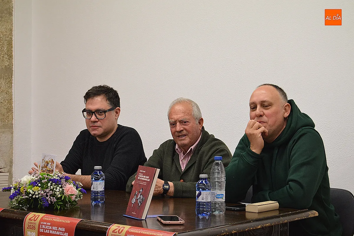 Presentación de la traducción al palra del libro Alicia en el País de las Maravillas 