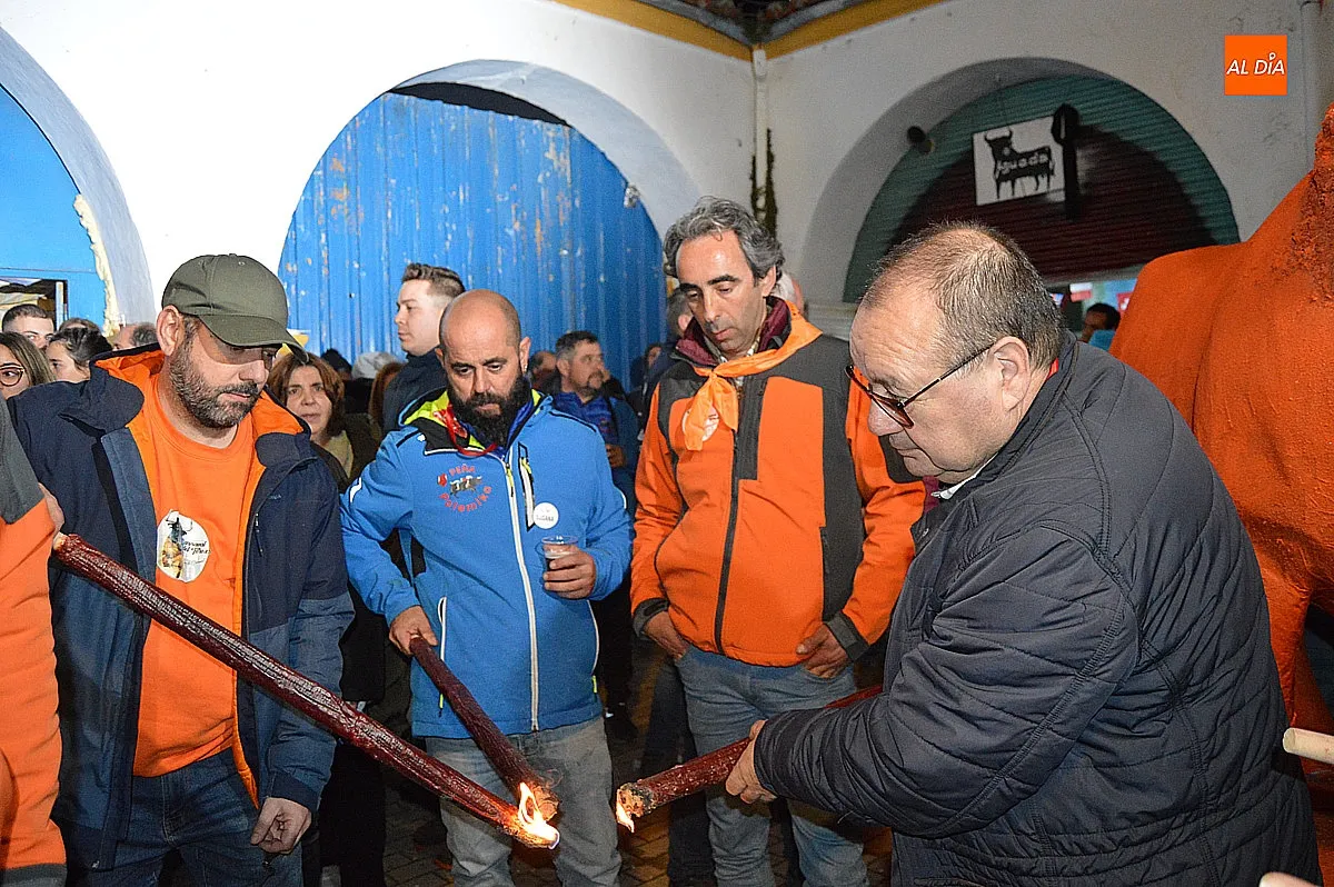 Quema del toro de cenizos