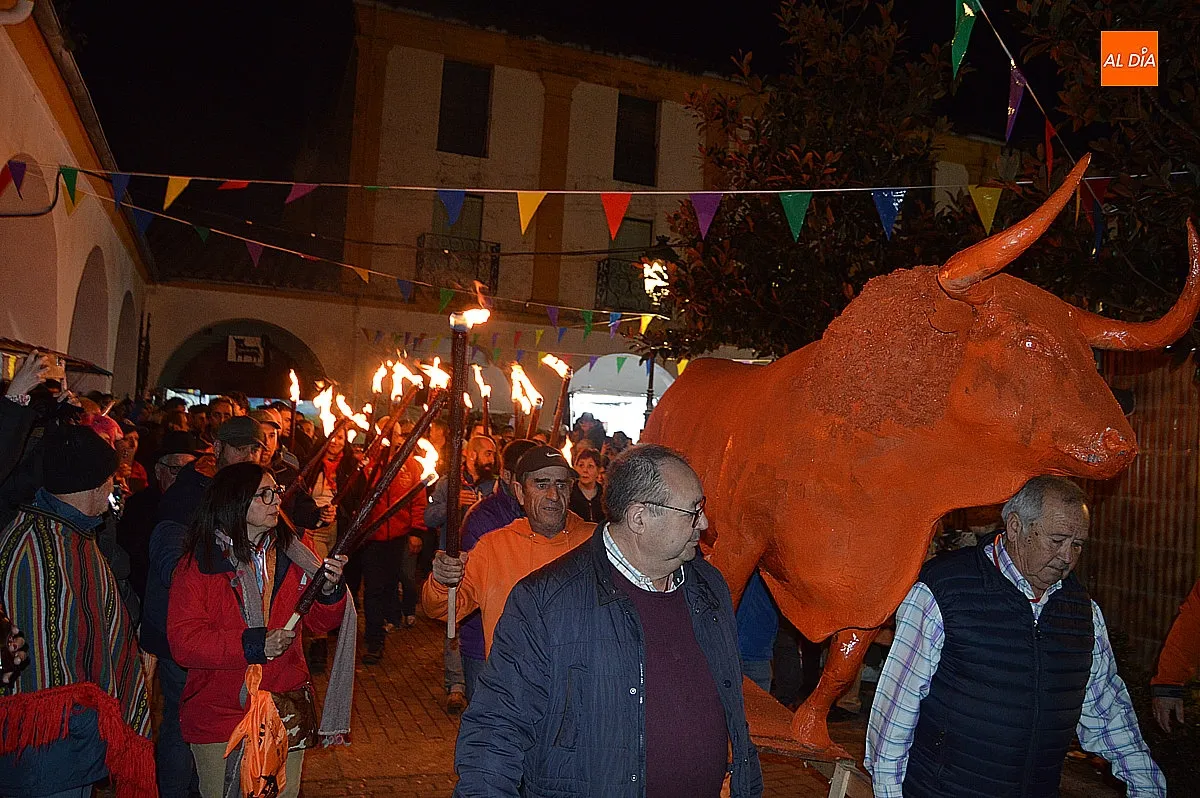 Quema del toro de cenizos