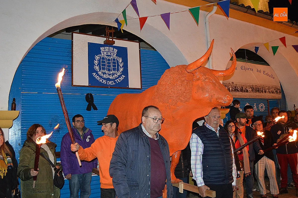 Quema del toro de cenizos