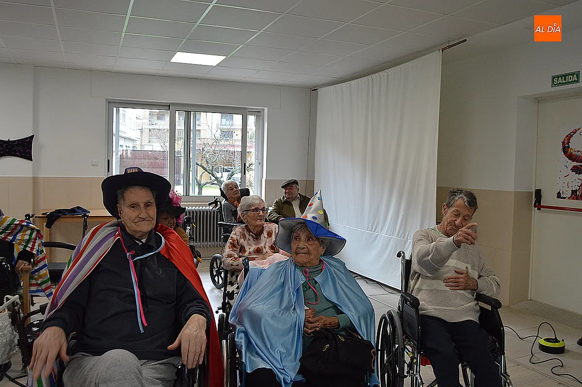 Fiesta de Carnaval en la Residencia Mixta Provincial 