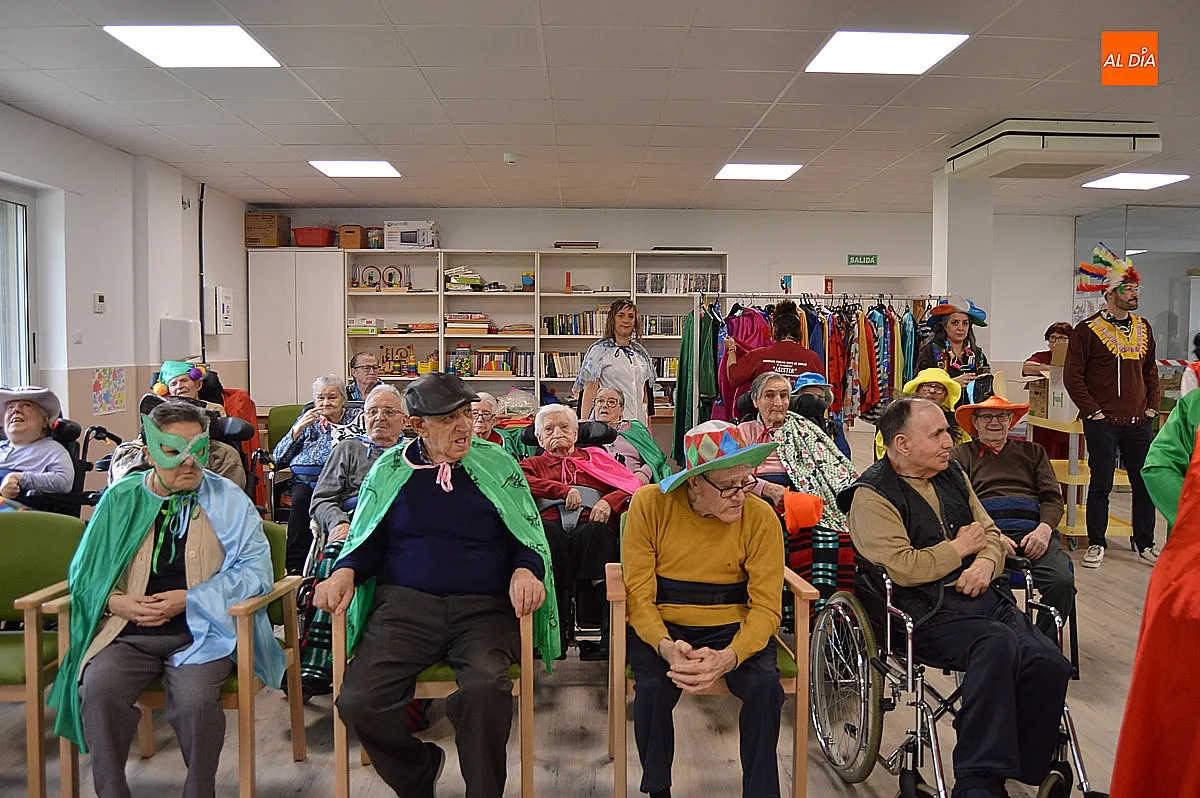Fiesta de Carnaval en la Residencia Mixta Provincial 